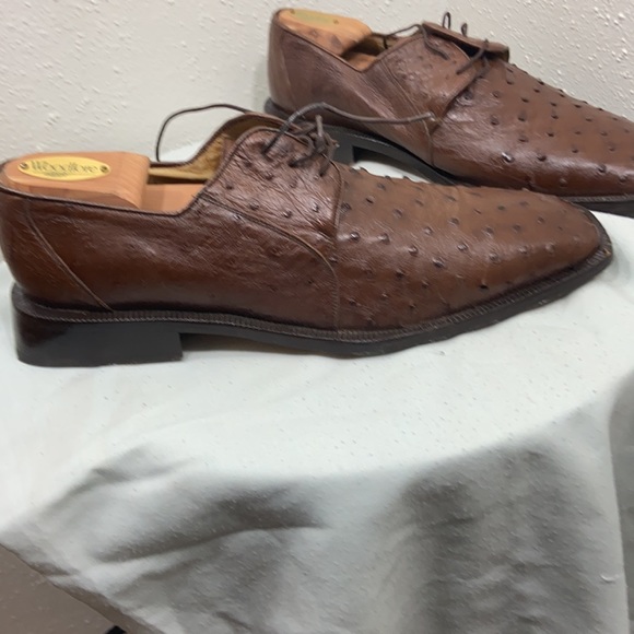Belvedere Brown Ostrich size 11 shoe